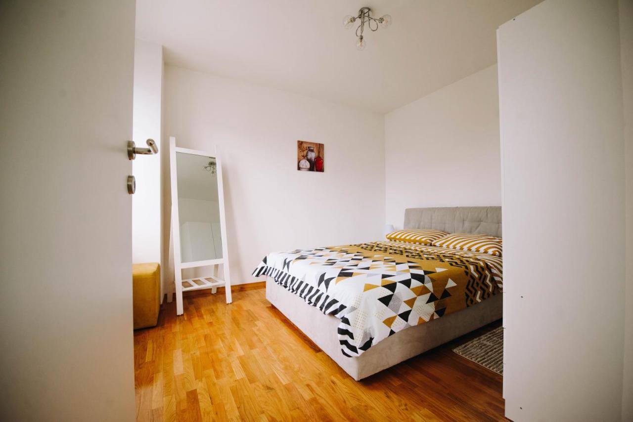 Apartman Oaza Баня Лука Екстериор снимка
