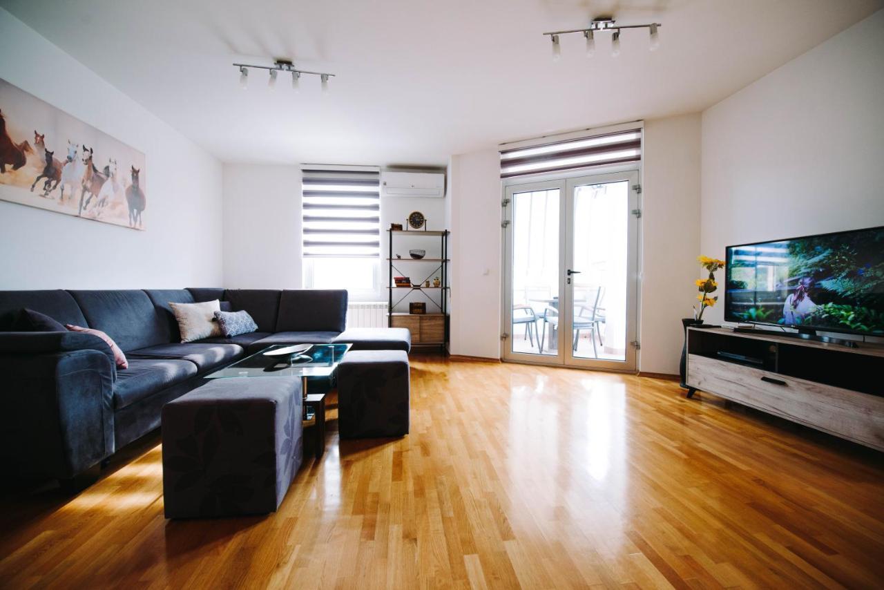 Apartman Oaza Баня Лука Екстериор снимка
